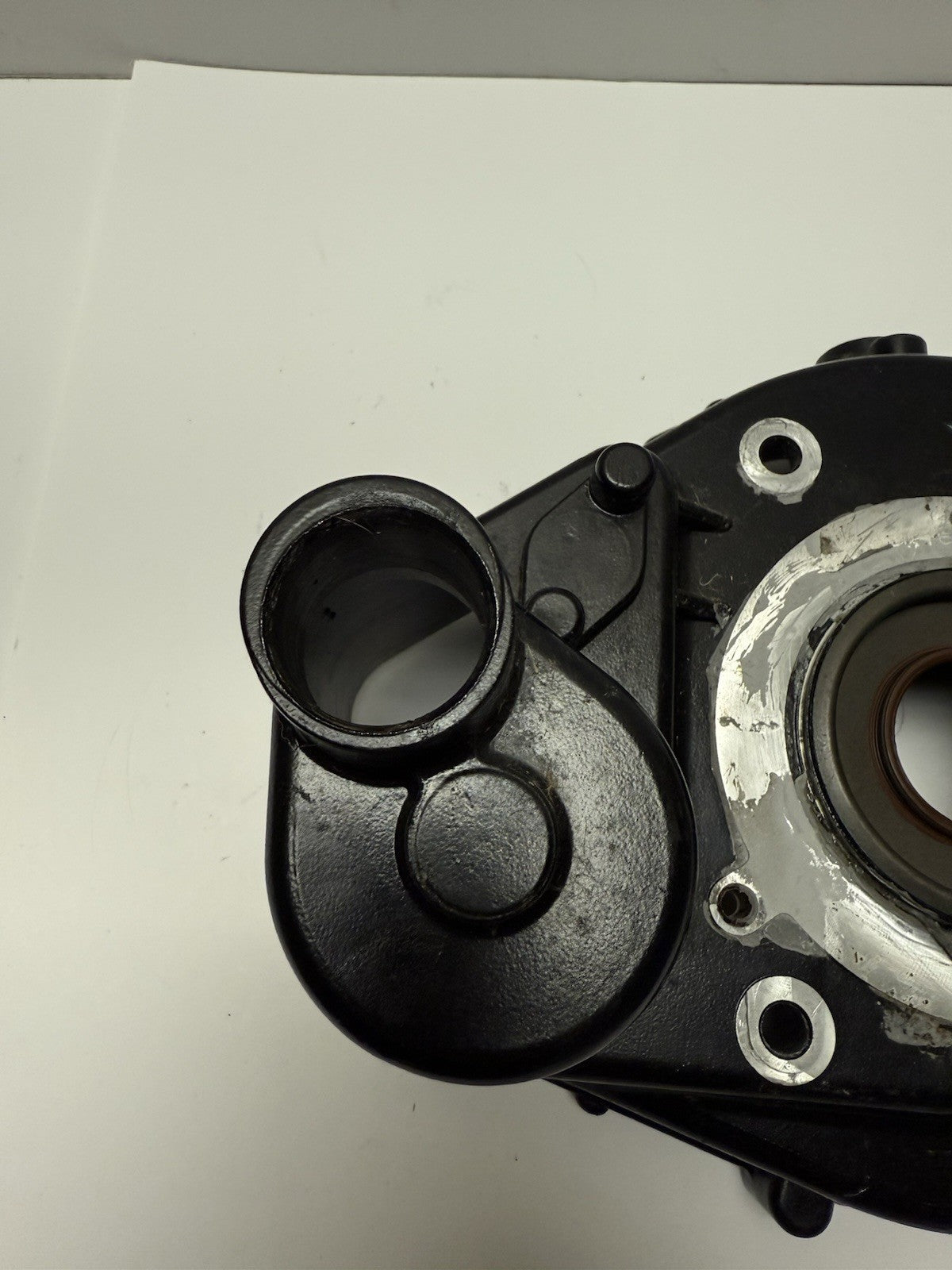 1999-2004 Polaris Virage Genesis OEM Stator Flywheel Case Housing 1201938