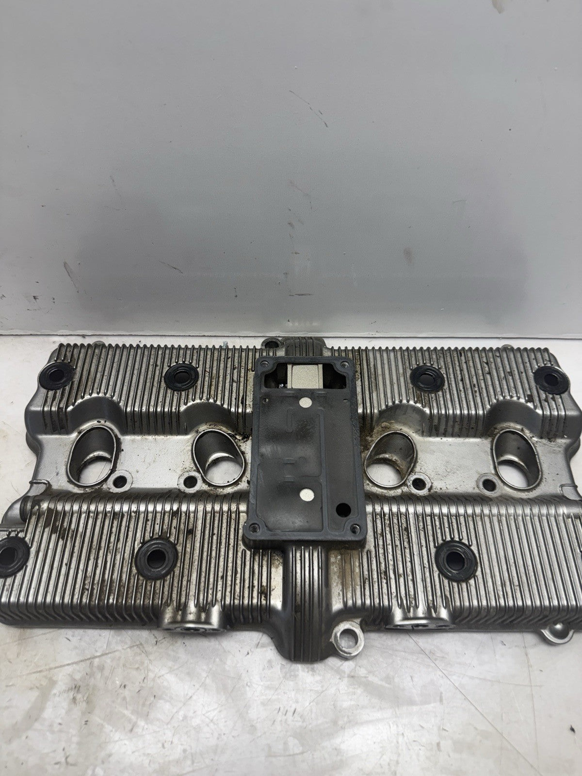1997-2006 Suzuki GSX600F Katana OEM Cylinder Head Valve Cover 11171-26E01